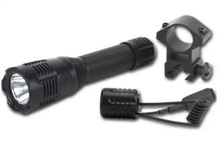 BSA Optics 140 Lumen CREE LED Flashlight